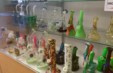 Lazee’s Head Shop