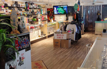 Cloud 9 Galleries Smokeshop