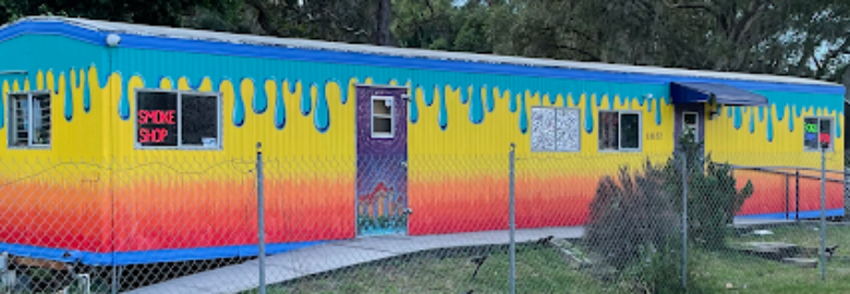 The Yellow Lemon Smoke Shop and Gift