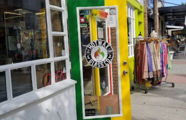 HotWax Glass St Pete Smoke Shop