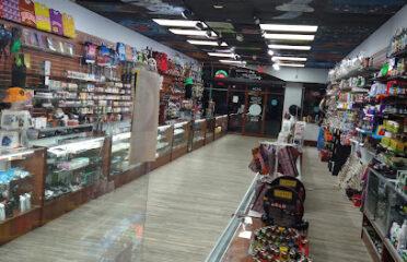 Red Dragon Smoke Shop