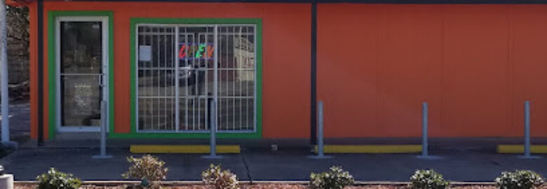Still Smokin Vape/Novelty/Tobacco/ Smoke Shop