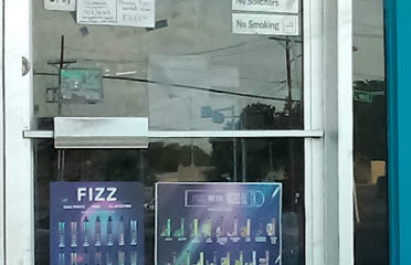 Head Hunters Smoke Shop