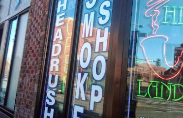 Headrush Smoke Shop